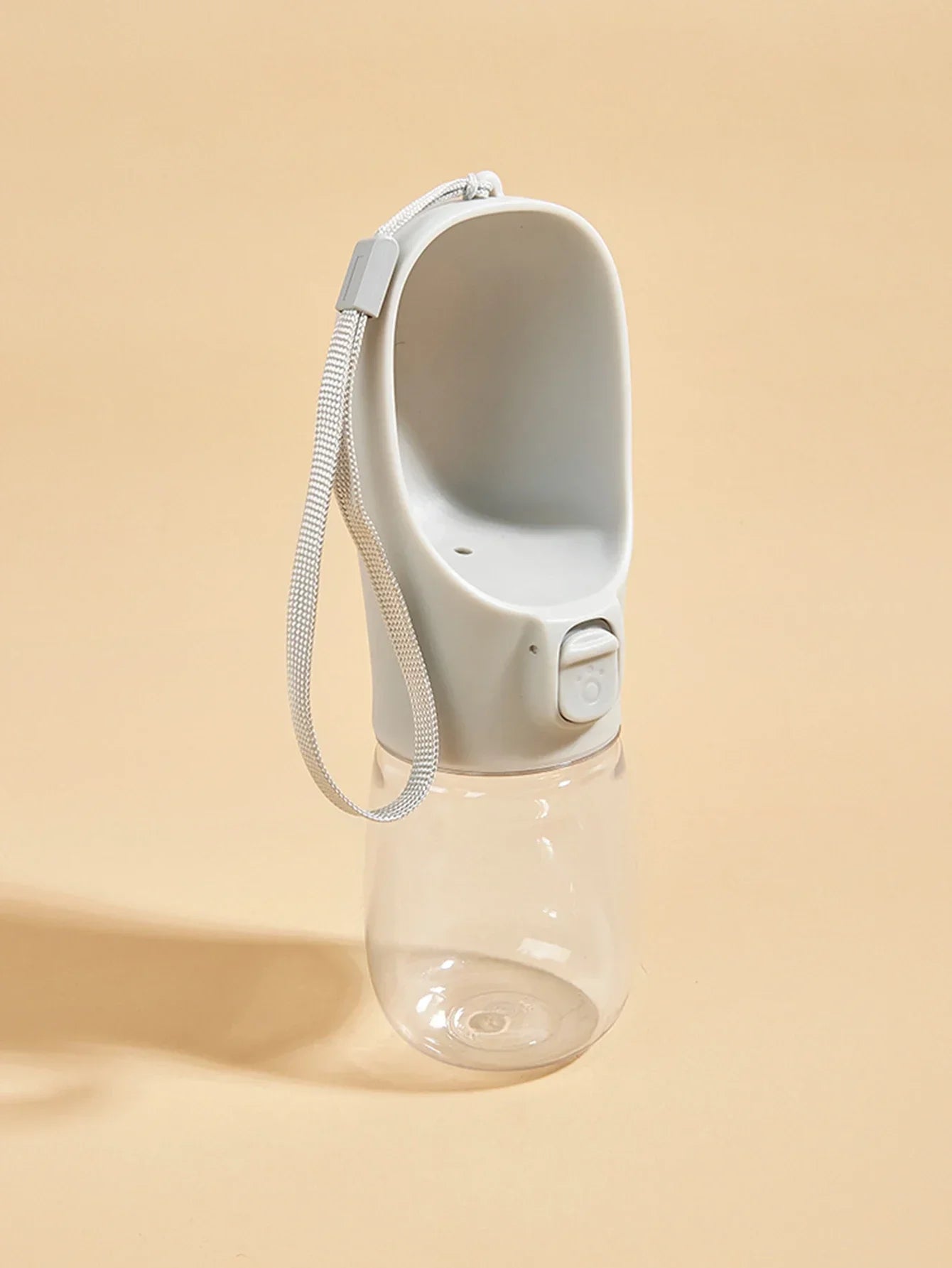 Botella de Agua para %%petName%% – Hidratación Segura en Cada Pase